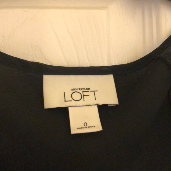 Sleeveless black dress shirt - Picture 3 of 4